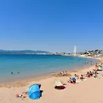 Apartment T2 Face Santa Lucia, Terrasse, Clim Et Wifi *