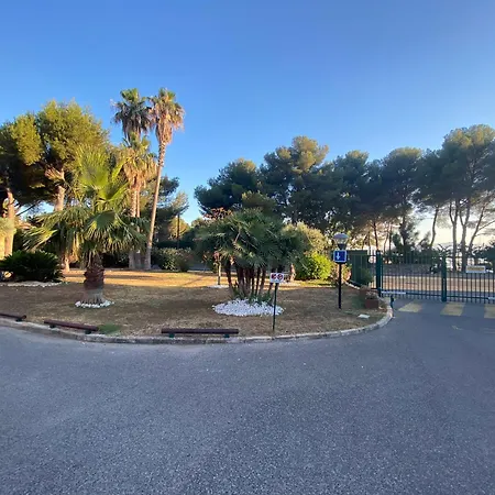 公寓 T2 Santa Lucia, Terrasse Jardin, Clim Et Wifi Saint-Raphaël