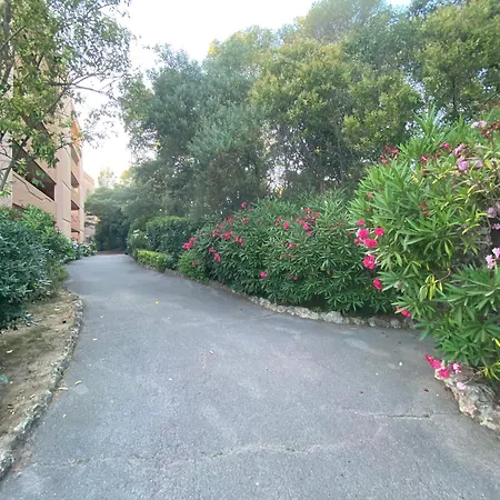 T2 Santa Lucia, Terrasse Jardin, Clim Et Wifi *