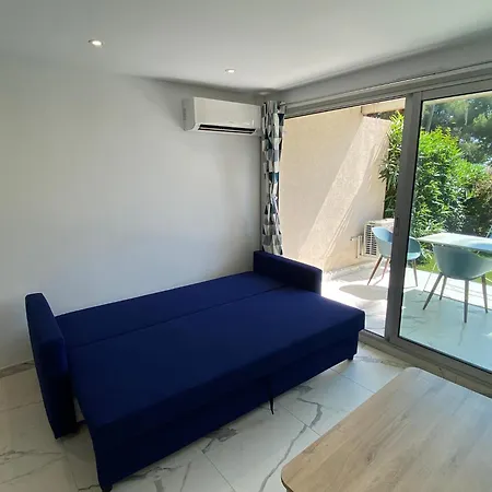 T2 Santa Lucia, Terrasse Jardin, Clim Et Wifi Saint-Raphaël