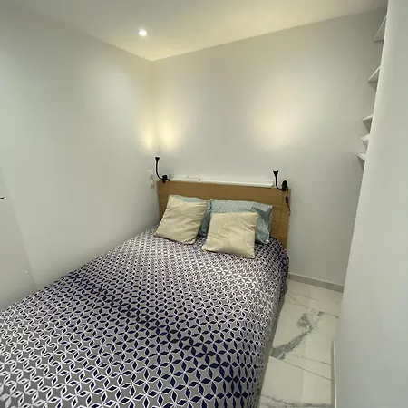 公寓 T2 Santa Lucia, Terrasse Jardin, Clim Et Wifi Saint-Raphaël