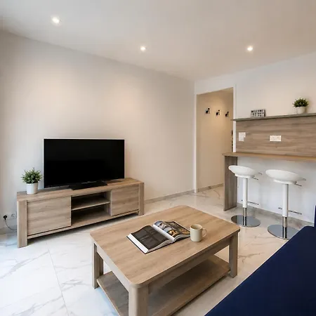 Apartmán T2 Santa Lucia, Terrasse Jardin, Clim Et Wifi Saint-Raphaël